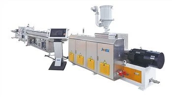 Endotrscheale buis en infuusbuis extrusielijn